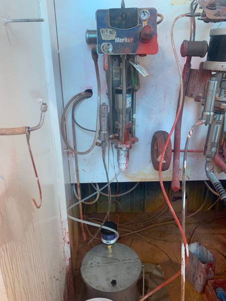 POMPE GRACO MERKUR ET RESERVOIR CATALYSEUR NOUVELLE-AQUITAINE